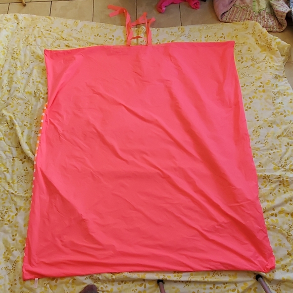 Blanket - Picture 2 of 3